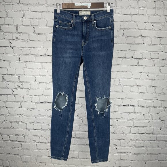 Free People Blue Denim Distressed Skinny Mid Rise Ankle Jeans Size 26 (25x26) - Picture 1 of 6